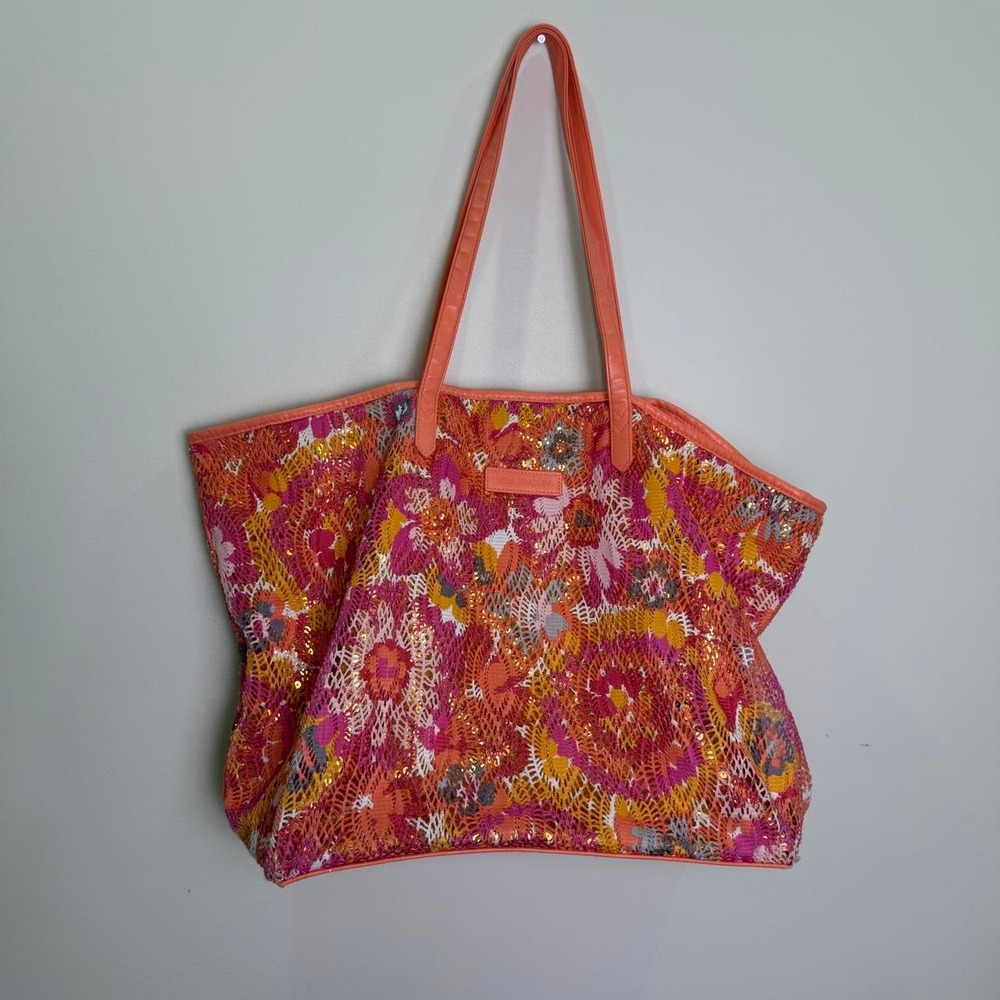 Vera Bradley Summer Sparkle Tote in the Pixie Blooms